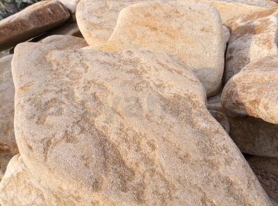 Бутовый камень (песчаник)