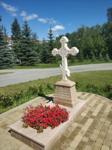 Православный памятник из мрамора
