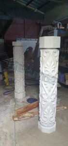 Резные мраморные колонны