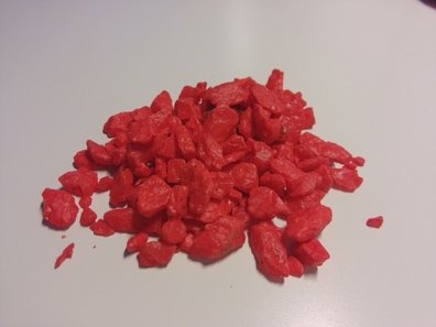 Красный крашенный мраморный щебень,  5 - 10 мм
