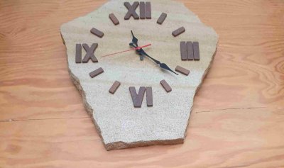 Часы из природного камня